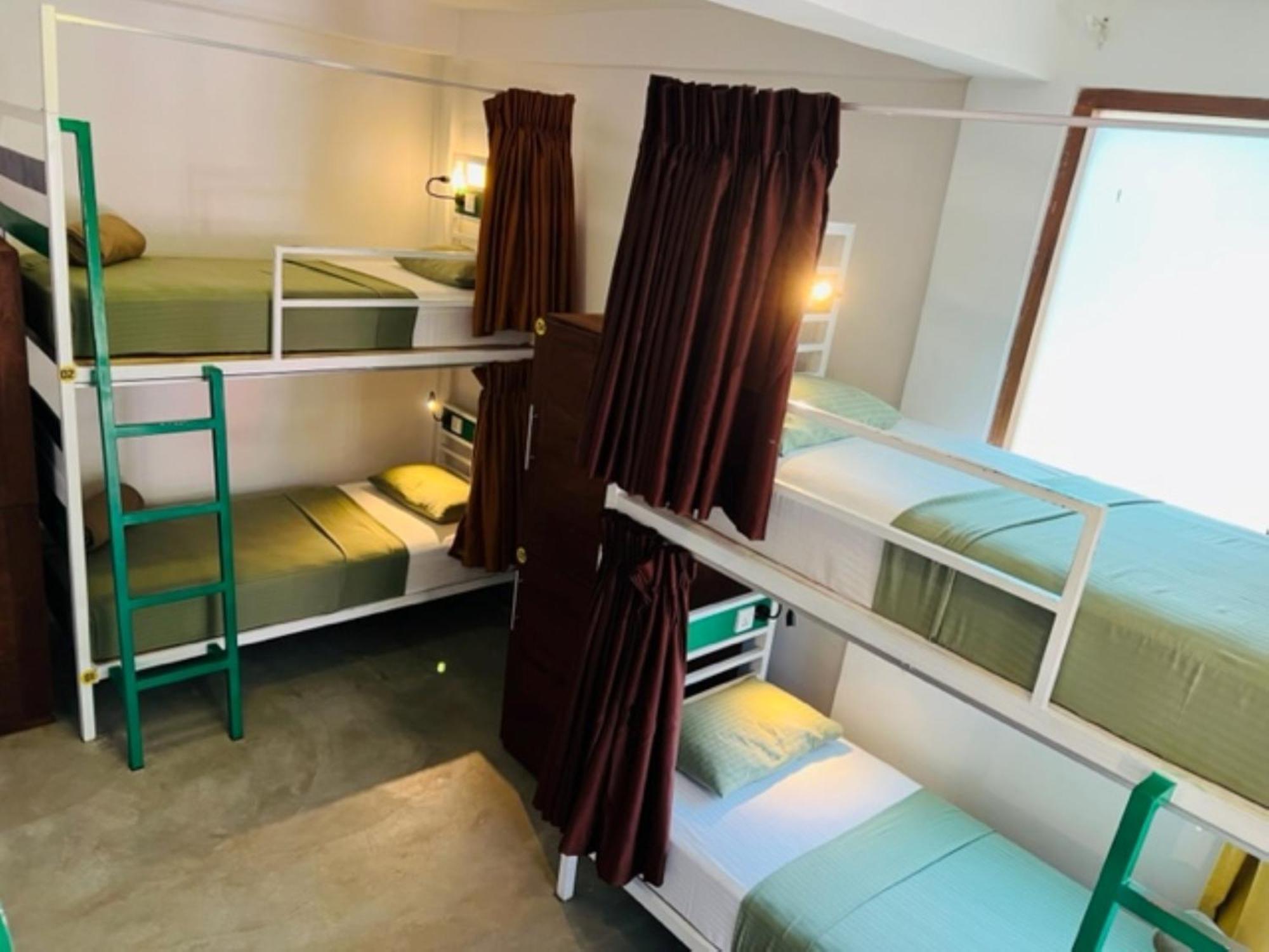 Downtown Hostels إيلا المظهر الخارجي الصورة