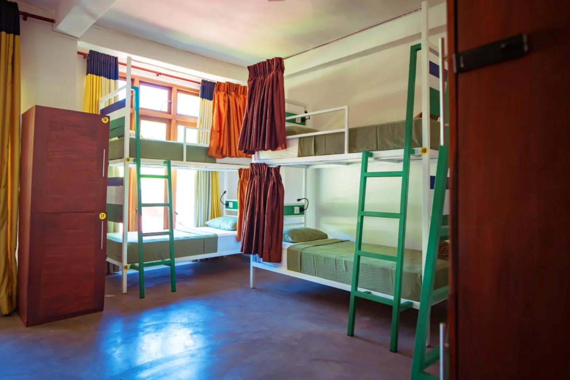 Downtown Hostels إيلا المظهر الخارجي الصورة